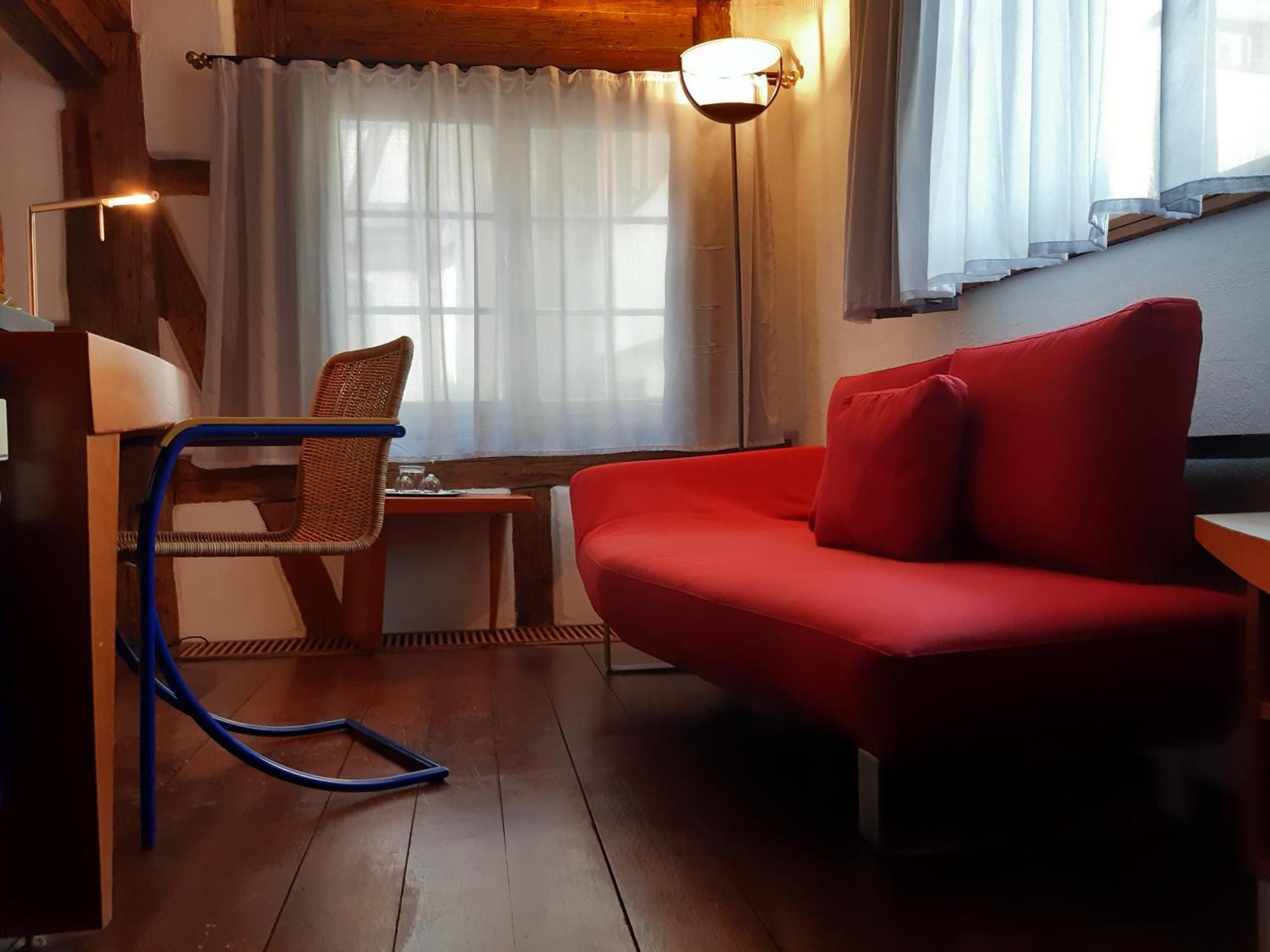 Готель Schiefes Haus Ульм Номер фото